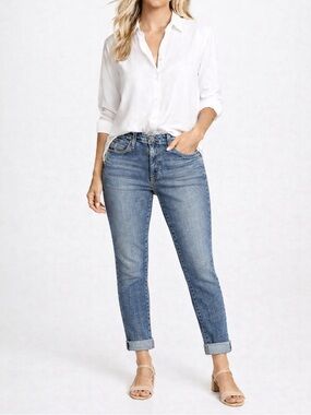 AG PRIMA CROP
cigaretle crop AG-ED DENIM, Size 29
mid-rise, slim-leg jean NWT